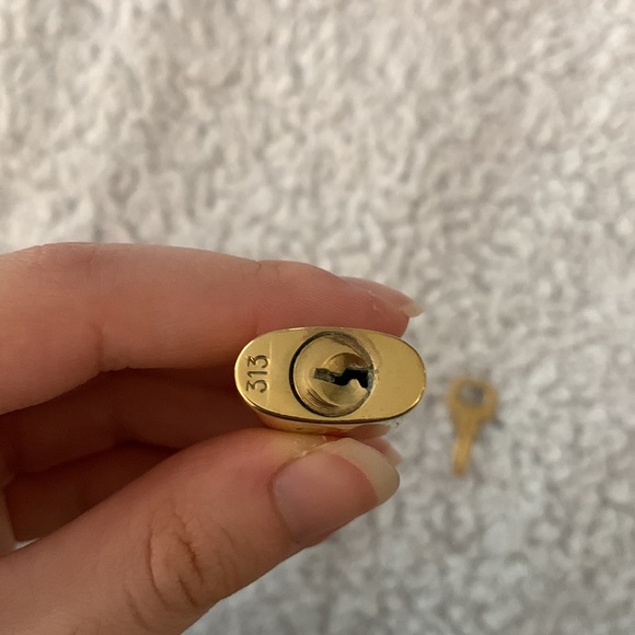 Louis Vuitton Lock and Key - Picture 8 of 15